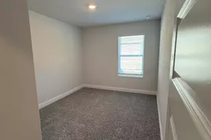 1306 Leeway Dr, Pensacola, FL 32507 - Photo 9