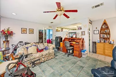 5411 Pond View Dr, Milton, FL 32570 - Photo 11