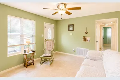 12 Huntington Dr, Pensacola, FL 32506 - Photo 25