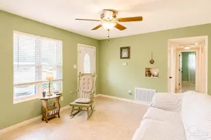 12 Huntington Dr, Pensacola, FL 32506 - Photo 25