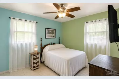 12 Huntington Dr, Pensacola, FL 32506 - Photo 23