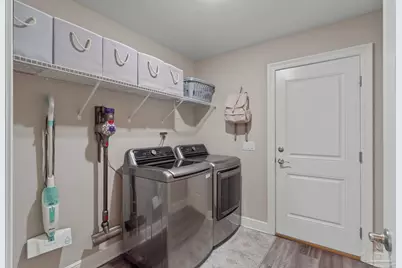 9073 E River Dr, Navarre, FL 32566 - Photo 31