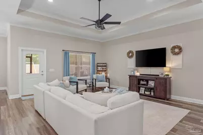 9073 E River Dr, Navarre, FL 32566 - Photo 9