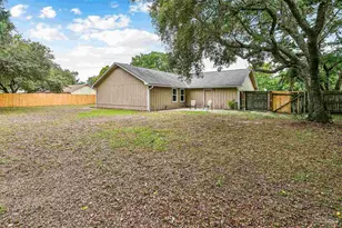 2182 Calle De Cantabria, Navarre, FL 32566 - Photo 27