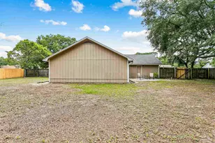 2182 Calle De Cantabria, Navarre, FL 32566 - Photo 31