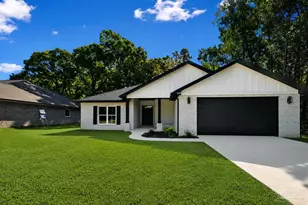 4298 Watkins St, Pace, FL 32571 - Photo 3