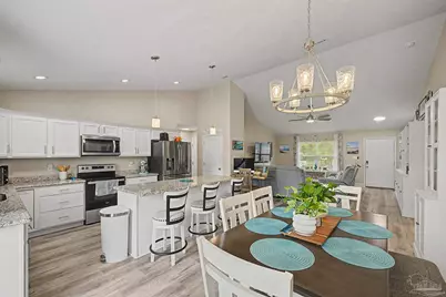 3613 Berkley Ln, Gulf Breeze, FL 32563 - Photo 11