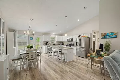 3613 Berkley Ln, Gulf Breeze, FL 32563 - Photo 9