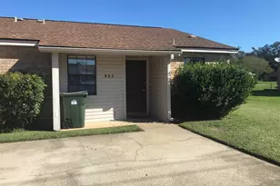 932 E Johnson Ave, Pensacola, FL 32514 - Photo 1