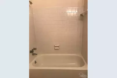932 E Johnson Ave, Pensacola, FL 32514 - Photo 11