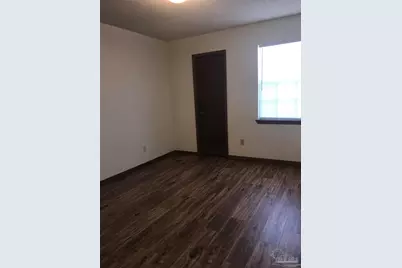 932 E Johnson Ave, Pensacola, FL 32514 - Photo 13