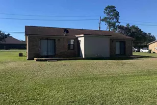 932 E Johnson Ave, Pensacola, FL 32514 - Photo 3