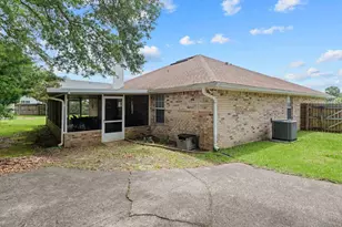 6096 Suntan Cir, Pensacola, FL 32526 - Photo 5