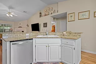 6096 Suntan Cir, Pensacola, FL 32526 - Photo 17