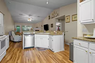 6096 Suntan Cir, Pensacola, FL 32526 - Photo 15