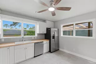 213 Rocky Ave, Pensacola, FL 32533 - Photo 9