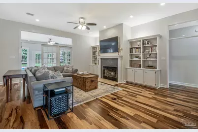 3038 Eagle Pointe Dr, Pace, FL 32571 - Photo 11