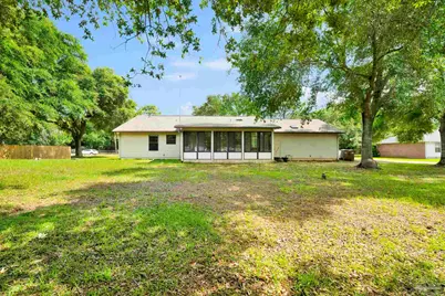 5735 Eagle Dr, Milton, FL 32570 - Photo 21