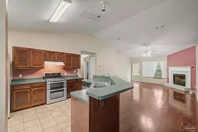 1729 Condor Dr, Cantonment, FL 32533 - Photo 5