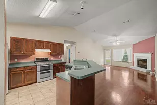 1729 Condor Dr, Cantonment, FL 32533 - Photo 5