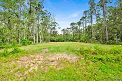 3026 Laurel Dr, Gulf Breeze, FL 32563 - Photo 21