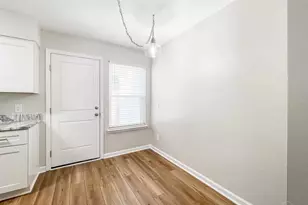 2106 Schwab Ct, Pensacola, FL 32504 - Photo 7