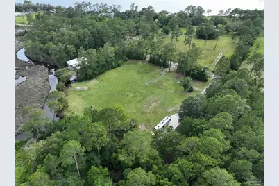 7524 Petersen Pt Rd, Milton, FL 32583 - Photo 9
