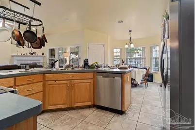 1612 Kauai Ct, Gulf Breeze, FL 32563 - Photo 35