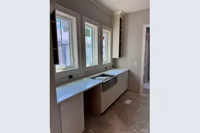 917 E Moreno St, Pensacola, FL 32503 - Photo 17