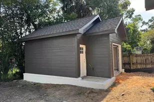 917 E Moreno St, Pensacola, FL 32503 - Photo 25