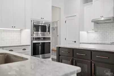5140 Sandy Shores Dr, Gulf Breeze, FL 32563 - Photo 11