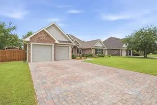 5140 Sandy Shores Dr, Gulf Breeze, FL 32563 - Photo 3