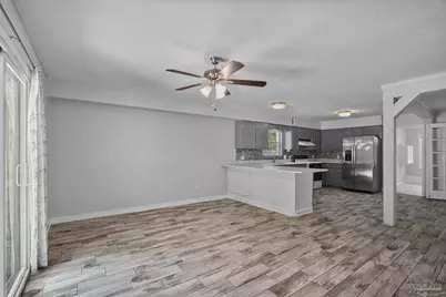 7408 Stiller Lake Rd, Pensacola, FL 32526 - Photo 9