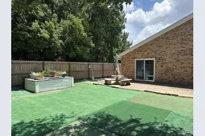 7072 Lake Joanne Dr, Pensacola, FL 32507 - Photo 23
