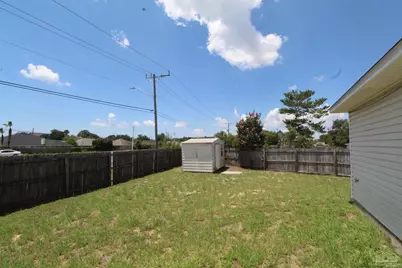7680 Chablis Cir, Navarre, FL 32566 - Photo 19