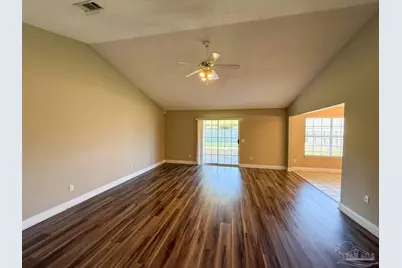 1519 Sandcliff Dr, Pensacola, FL 32507 - Photo 3