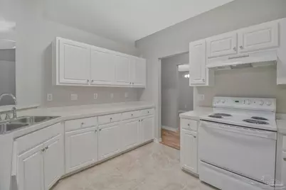 5246 Hawks Nest Dr, Milton, FL 32570 - Photo 13
