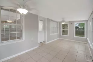 5246 Hawks Nest Dr, Milton, FL 32570 - Photo 7