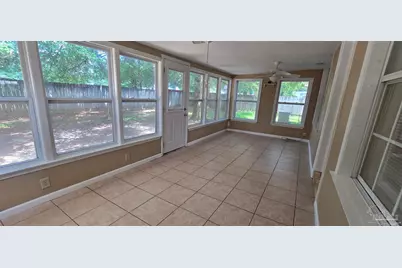 5246 Hawks Nest Dr, Milton, FL 32570 - Photo 3