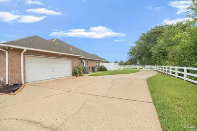 3981 Stefani Rd, Cantonment, FL 32533 - Photo 5