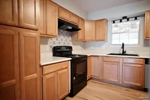 2745 Godwin Ln, Pensacola, FL 32526 - Photo 15