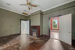 222 W Jackson St, Pensacola, FL 32501 - Photo 7