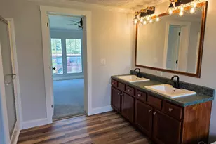 8182 Mobile Hwy, Pensacola, FL 32526 - Photo 17