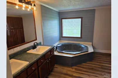 8182 Mobile Hwy, Pensacola, FL 32526 - Photo 19