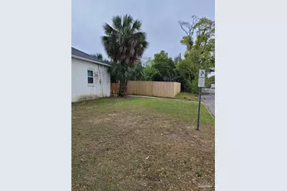 2109 N Spring St, Pensacola, FL 32501 - Photo 25