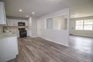 1545 Kyle Dr, Pensacola, FL 32505 - Photo 11