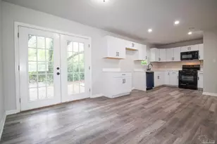 1545 Kyle Dr, Pensacola, FL 32505 - Photo 7