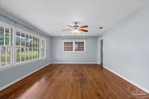 721 Gentian Dr, Pensacola, FL 32503 - Photo 5