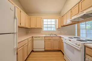 1145 Sweetbriar St, Cantonment, FL 32533 - Photo 9