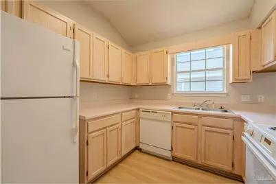 1145 Sweetbriar St, Cantonment, FL 32533 - Photo 11